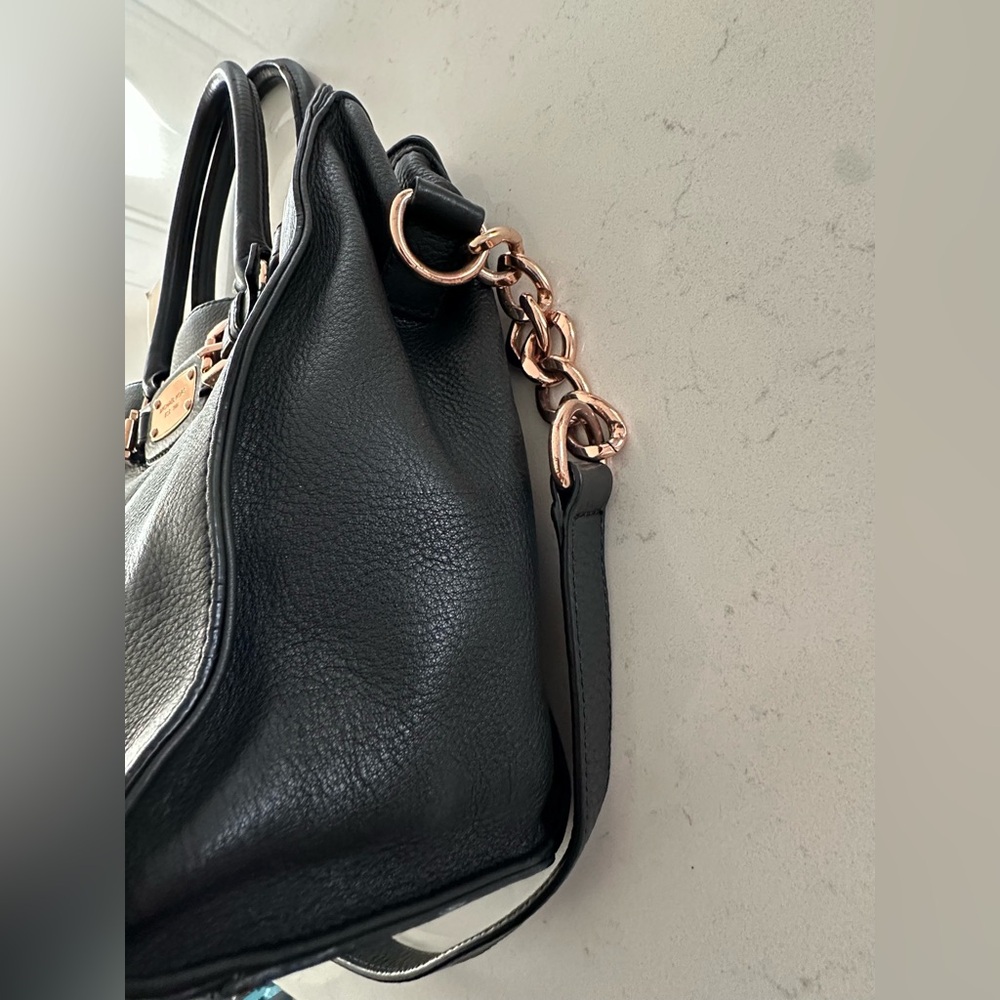 Michael Kors HAMILTON Black Pebbled Leather Satchel Tote Bag Rose Gold Hardware - Picture 4 of 17